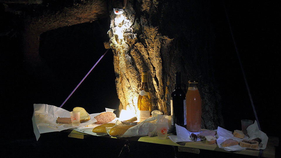 Apéro nocturne en raquette avec le Bureau des Guides des Pyrénées ariégeoises